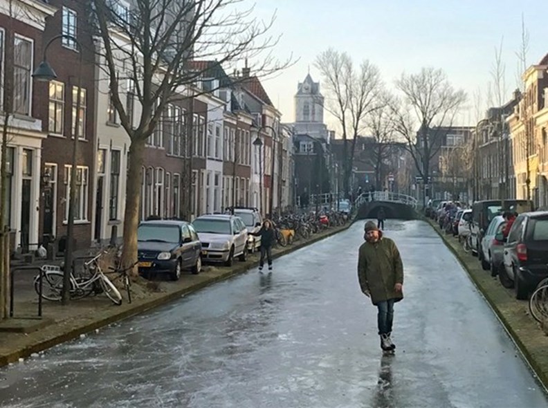 Delft schaatsen.jpg
