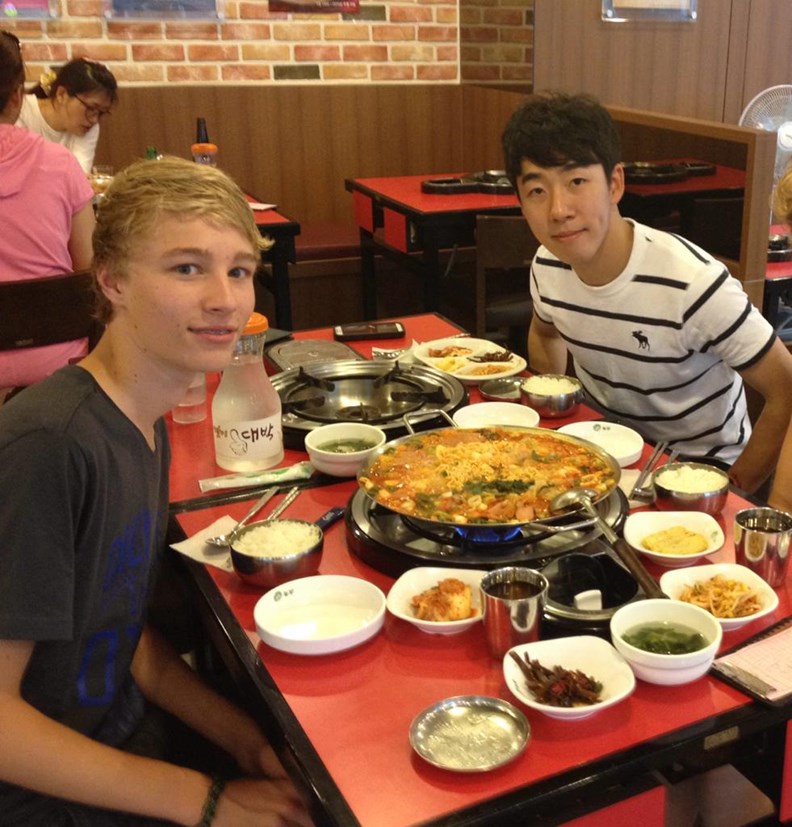 Friso Emons eten met Koreaan 2014