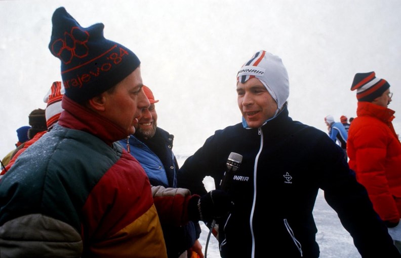 Henk Portengen natuurijs Amstelland marathon 1985, met Heinze Bakker (NOS)