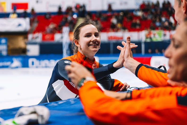 Selma Poutsma glundert na zilver in WC 500 m Montréal 2023