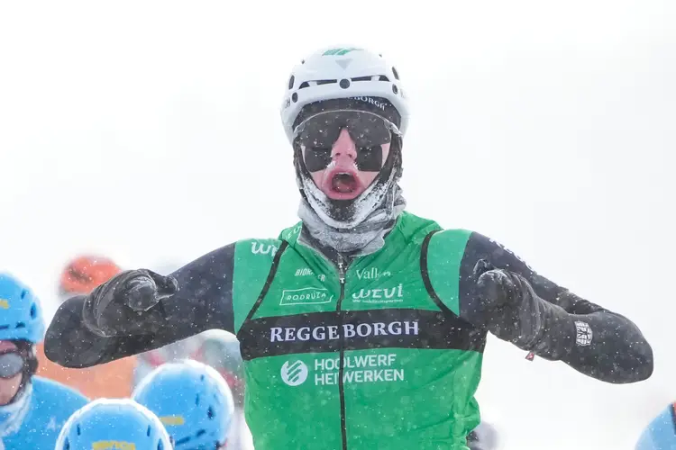 Een getergde Bart Hoolwerf is nóg moeilijker te kloppen