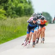 Vrouwenpeloton op inlineskates 2025
