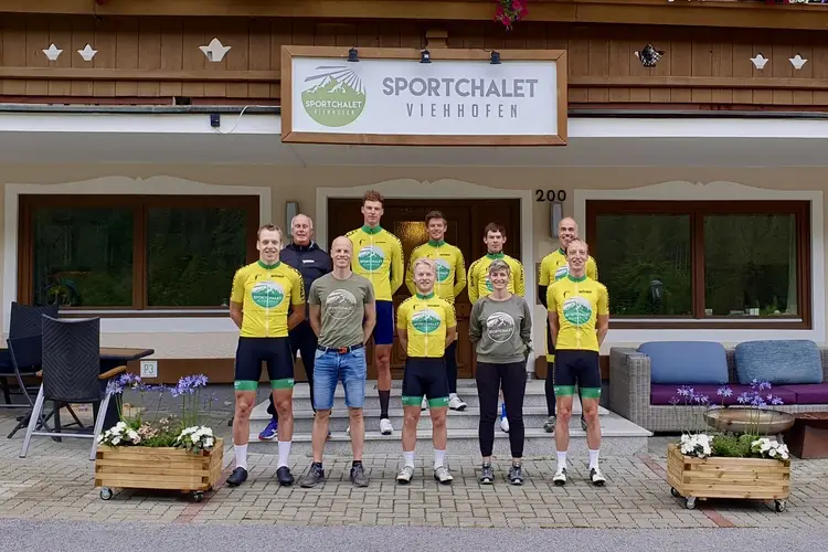 Marathonteam Sportchalet Viehhofen in Viehhofen
