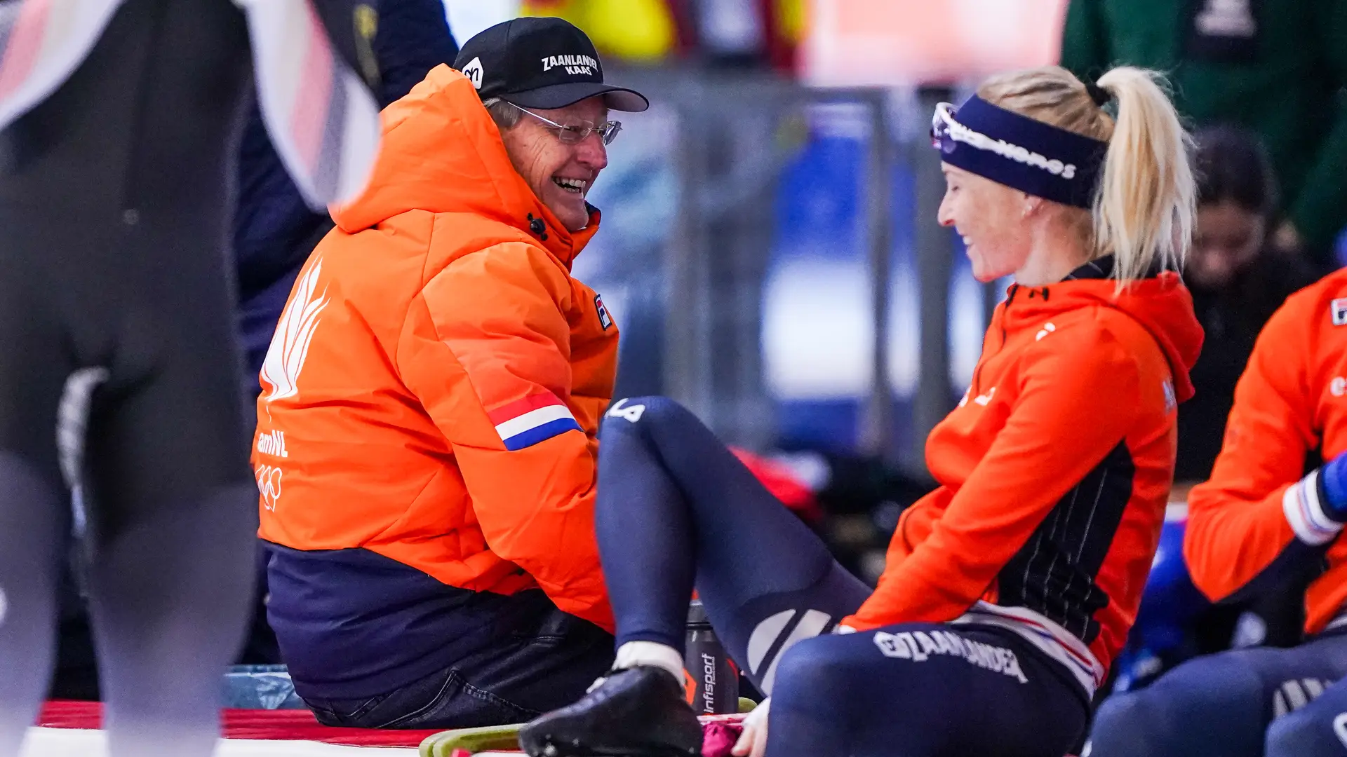 Jillert Anema lacht wat met Marijke Groenewoud