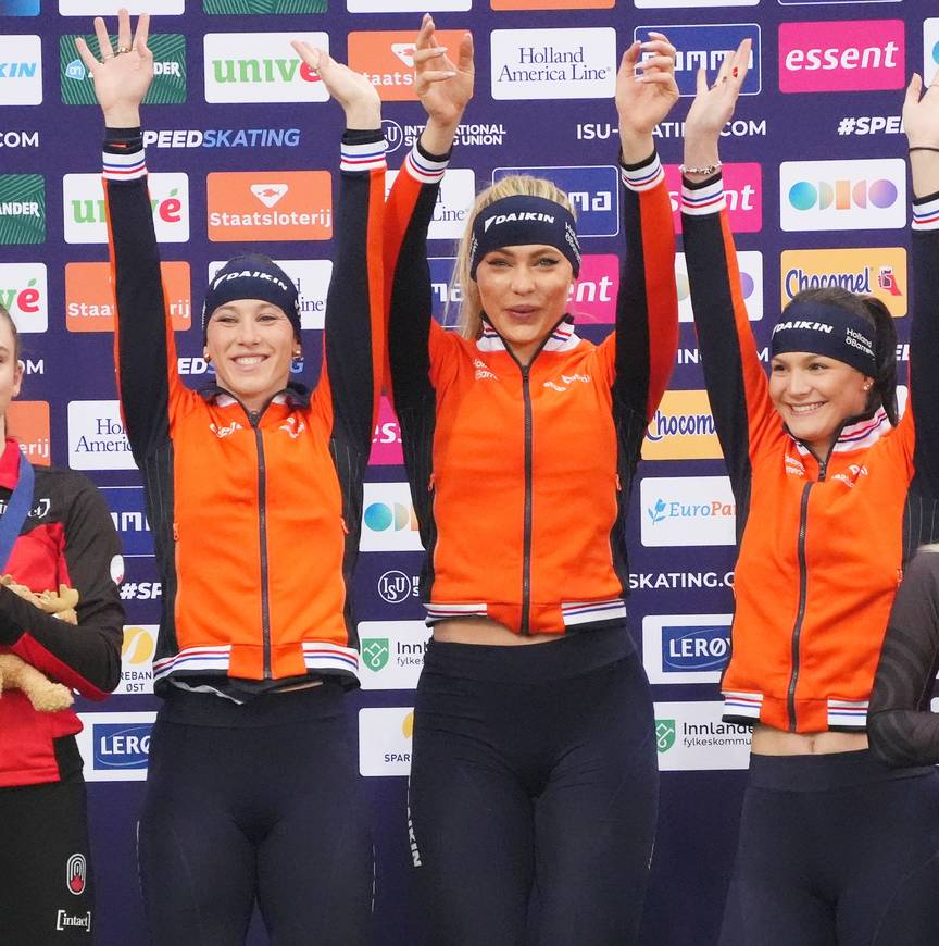 Wereldkampioenen teamsprint 2025: Suzanne, Jutta Leerdam en Angel Daleman (vlnr).