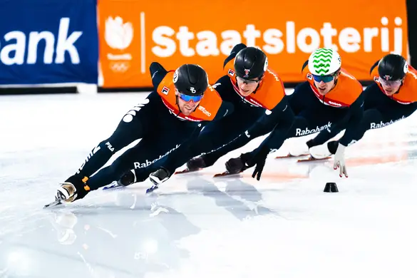 Sven Roes en Teun Boer op kop van de groep