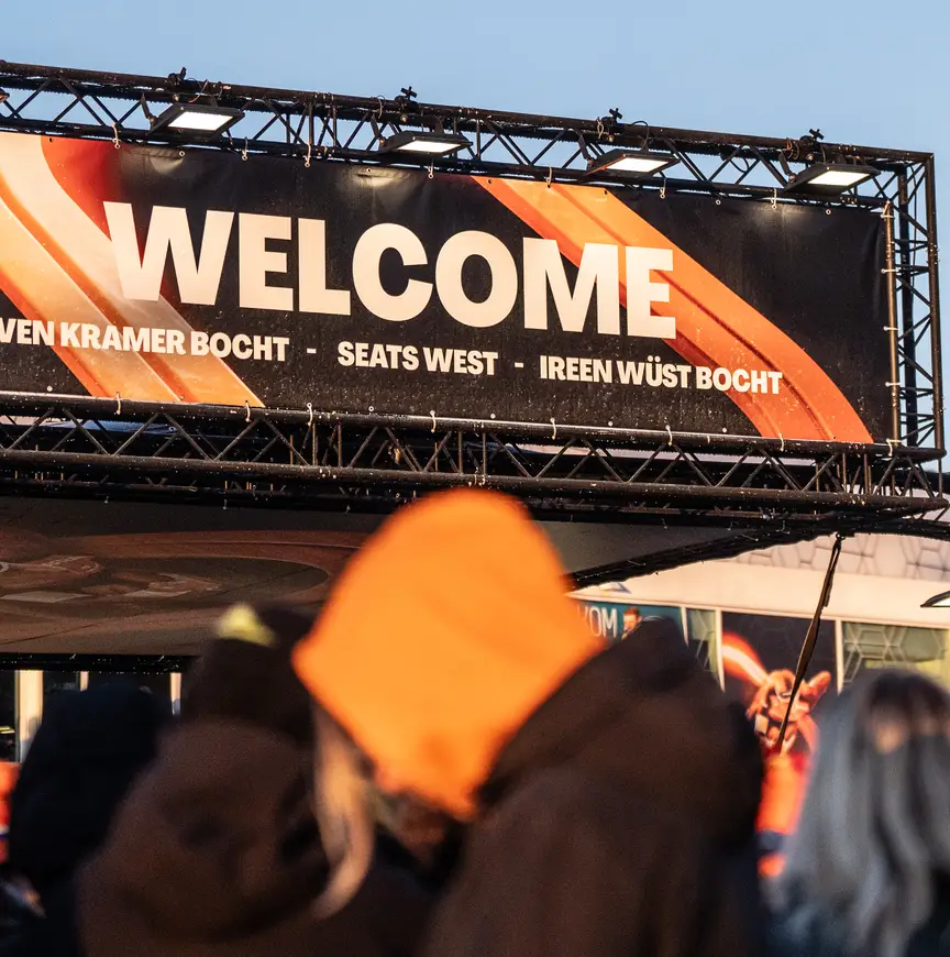 Welkom EK Afstanden Thialf buiten