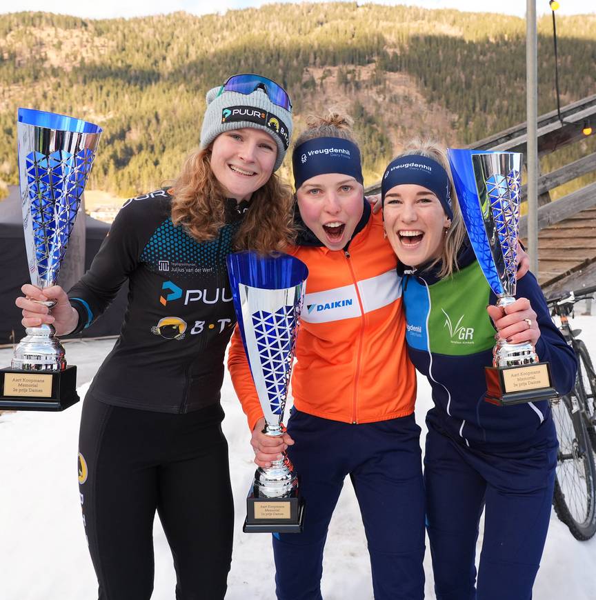 Esther Kiel-Femke Mossinkoff-Tessa Snoek