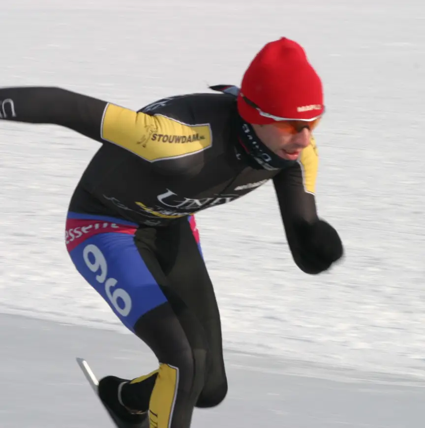 Frank Fiers waagt zich aan het ONK op schaatsen in 2005