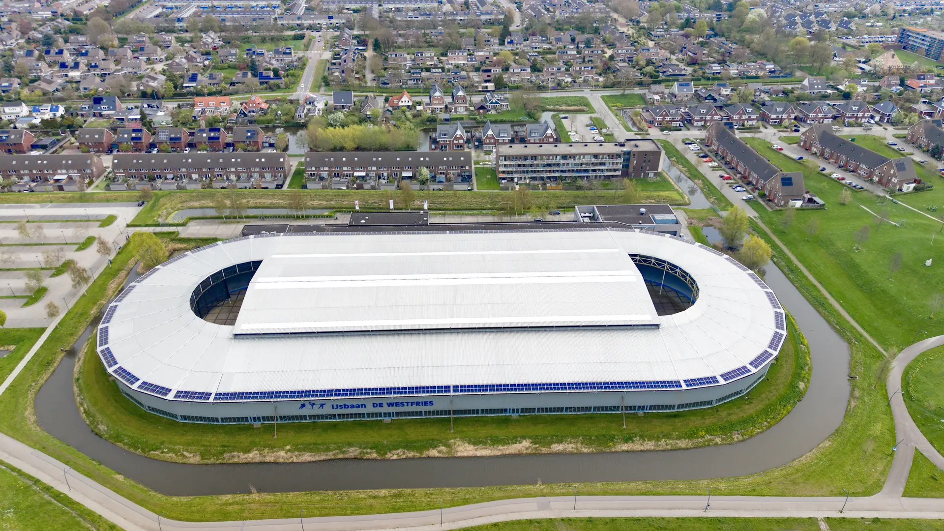 IJsbaan de Westfries Hoorn vanuit de lucht