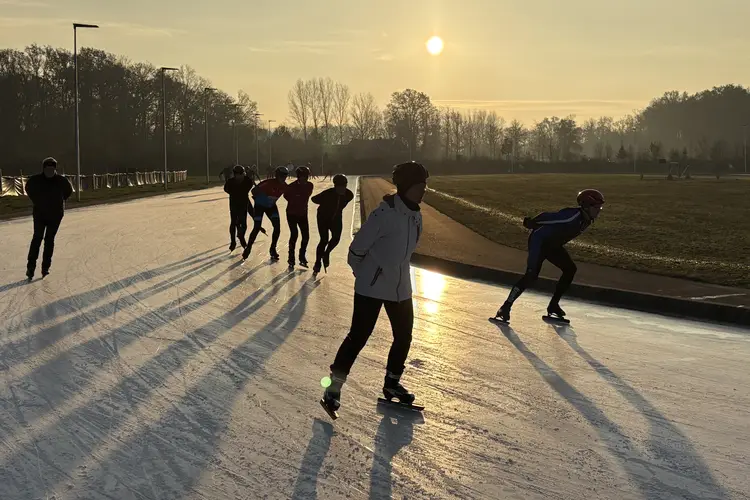 Winterswijk - WIJV - natuurijsbaan 25/26