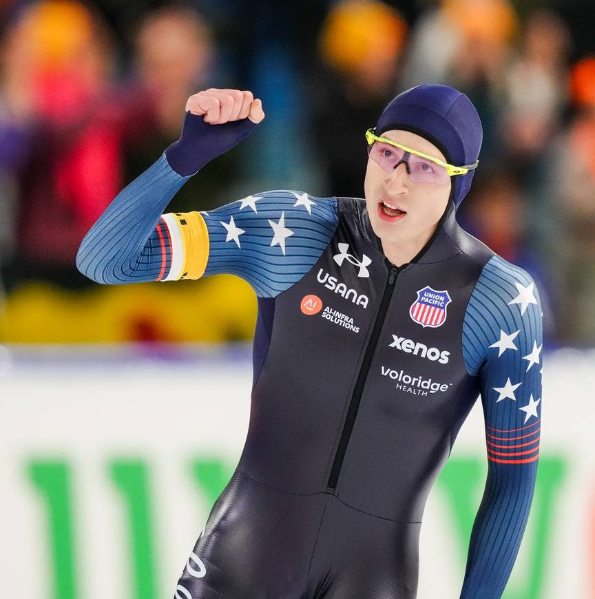 Jordan Stolz wint 1500m