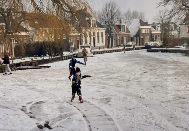 Jonge Jorrit Bergsma op natuurijs