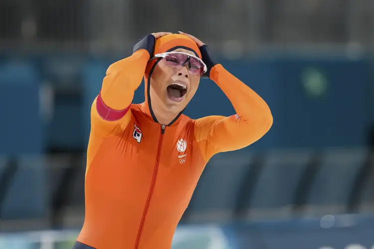 Jutta Leerdam wint 1000 meter OS Milaan