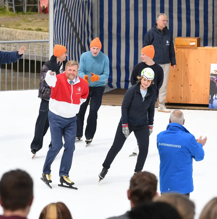 De koning op de schaats in Dokkum 2026