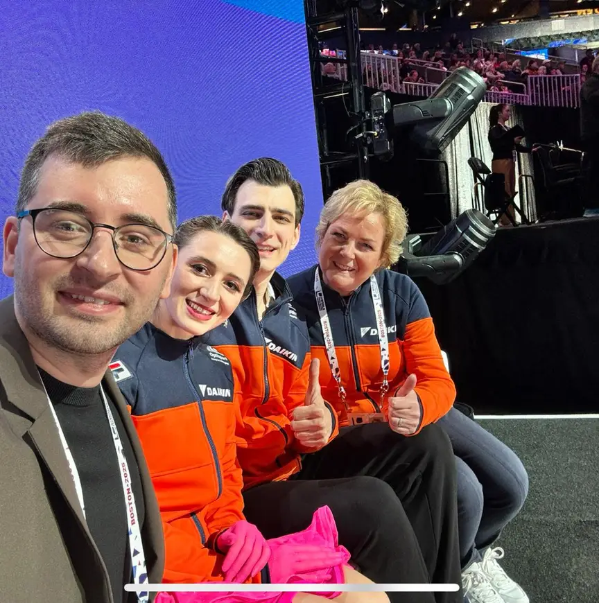 Trainer Maksym Nikitin, Chelsea, Sherim en delegatieleidster Esther de Groot