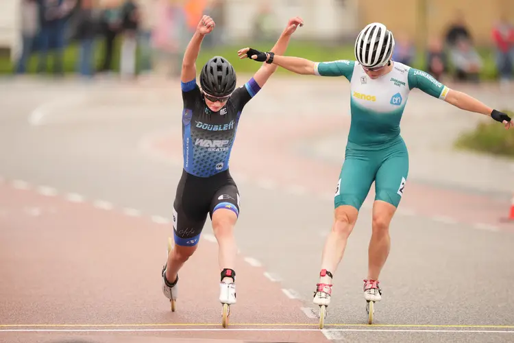 Lianne van Loon en Marijke Groenewoud