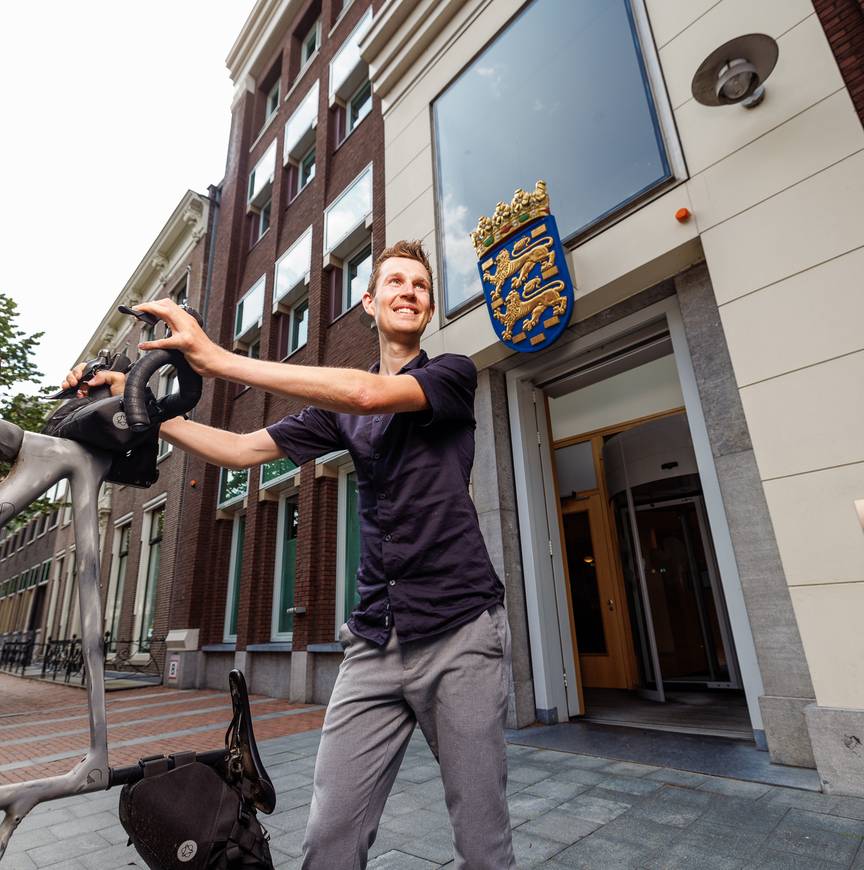 Daan Olivier voor Provinciehuis Friesland