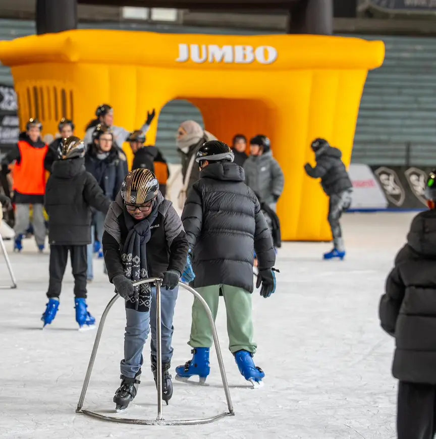 Sven Kramer Academy krijgt wéér meer kinderen op het ijs