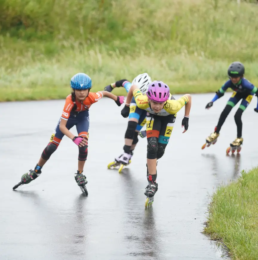 Rijders in actie tijdens het Nationaal Pupillen Toernooi