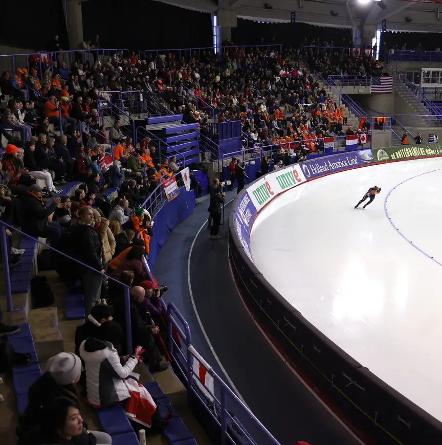 Overzicht van de Olympic Oval in Calgary, WK Afstanden 2024