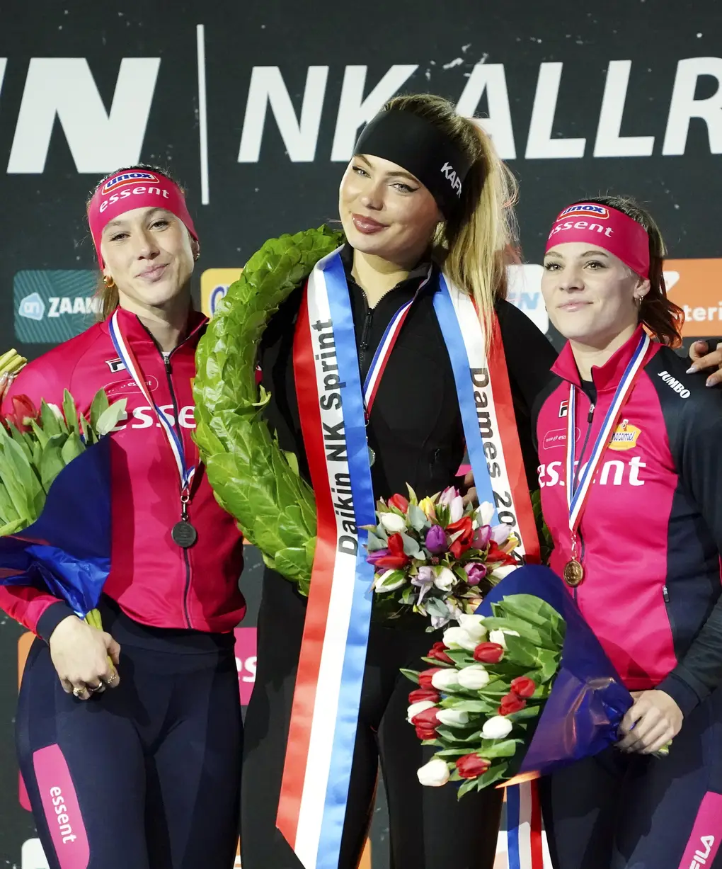 Chloé Hoogendoorn wordt knap derde in het eindklassement op het NK Sprint.