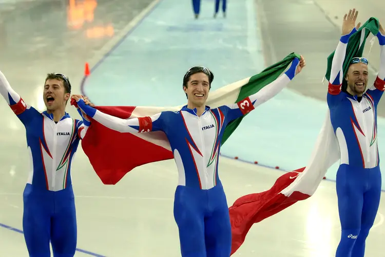 Matteo Anesi, Enrico Fabris en Ippolito Sanfratello, olympisch kampioen ploegenachtervolging, OS 200
