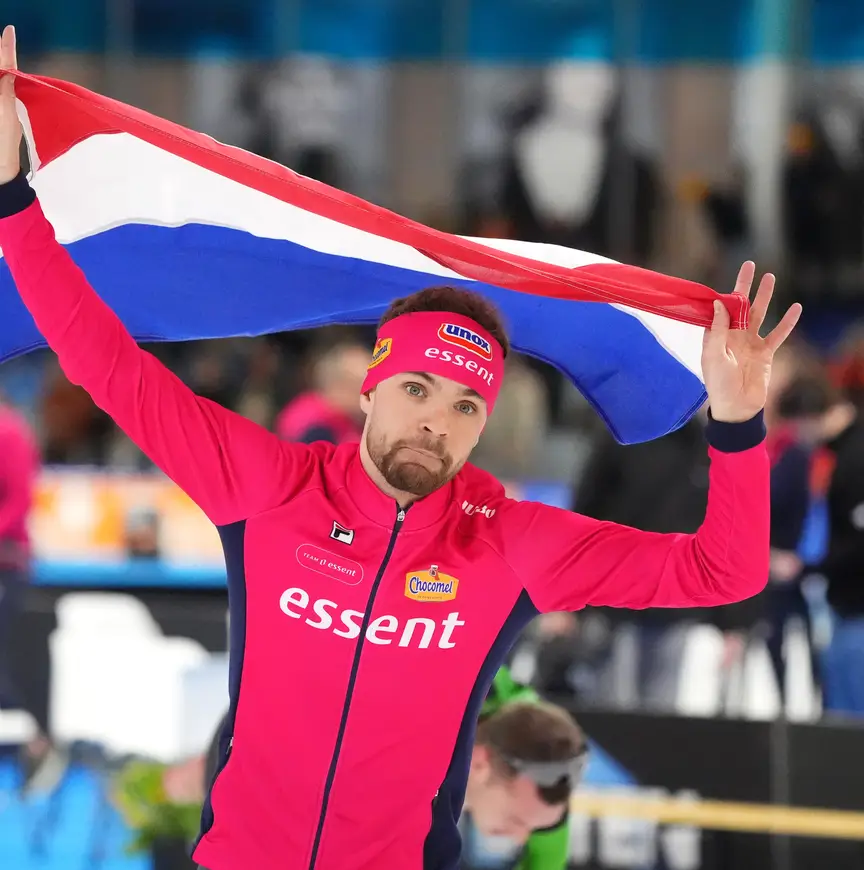 Chris HUizinga met de Nederlandse vlag