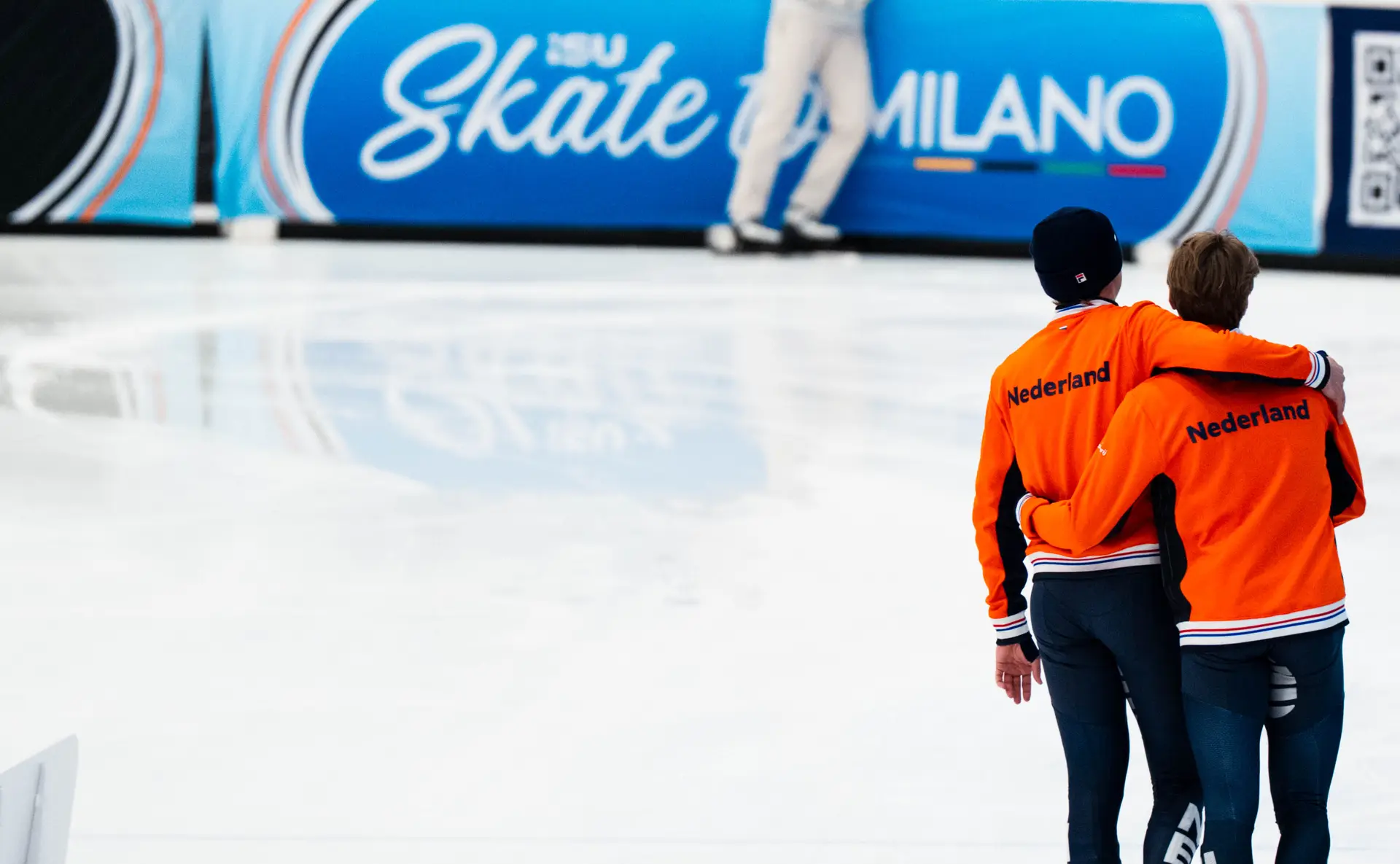 Melle en Jens knuffel