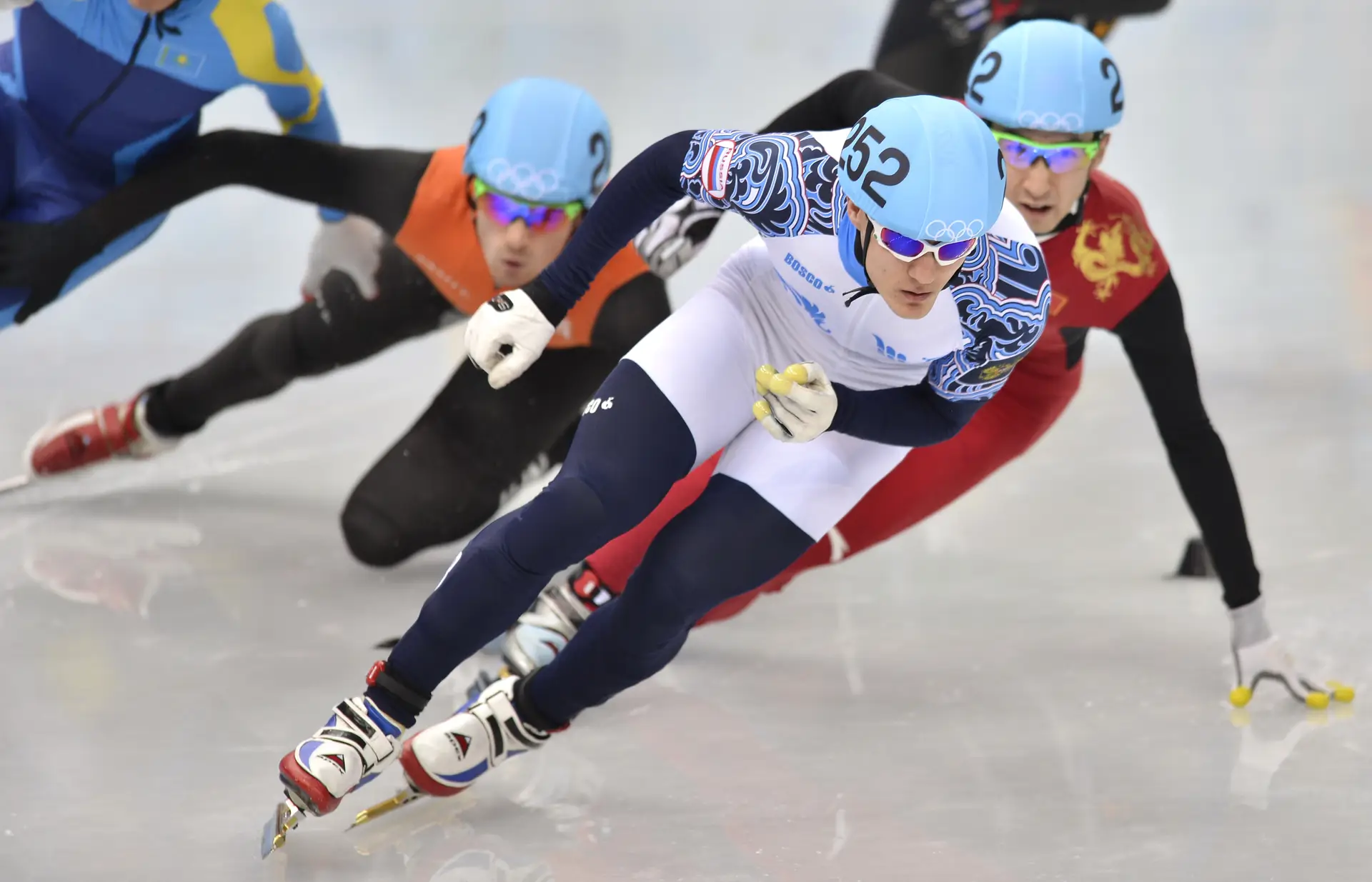 Sotsji 2014 val relay shorttrack Van der Wart