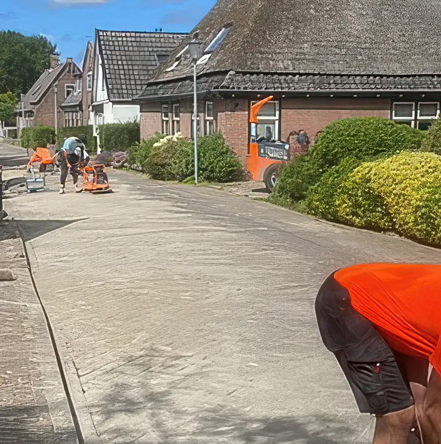 Warmenhuizen: stratenmakers werken aan het NK-parcours