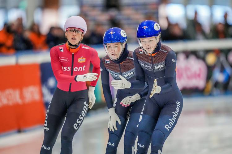 NK shorttrack finish 1000 m vrouwen