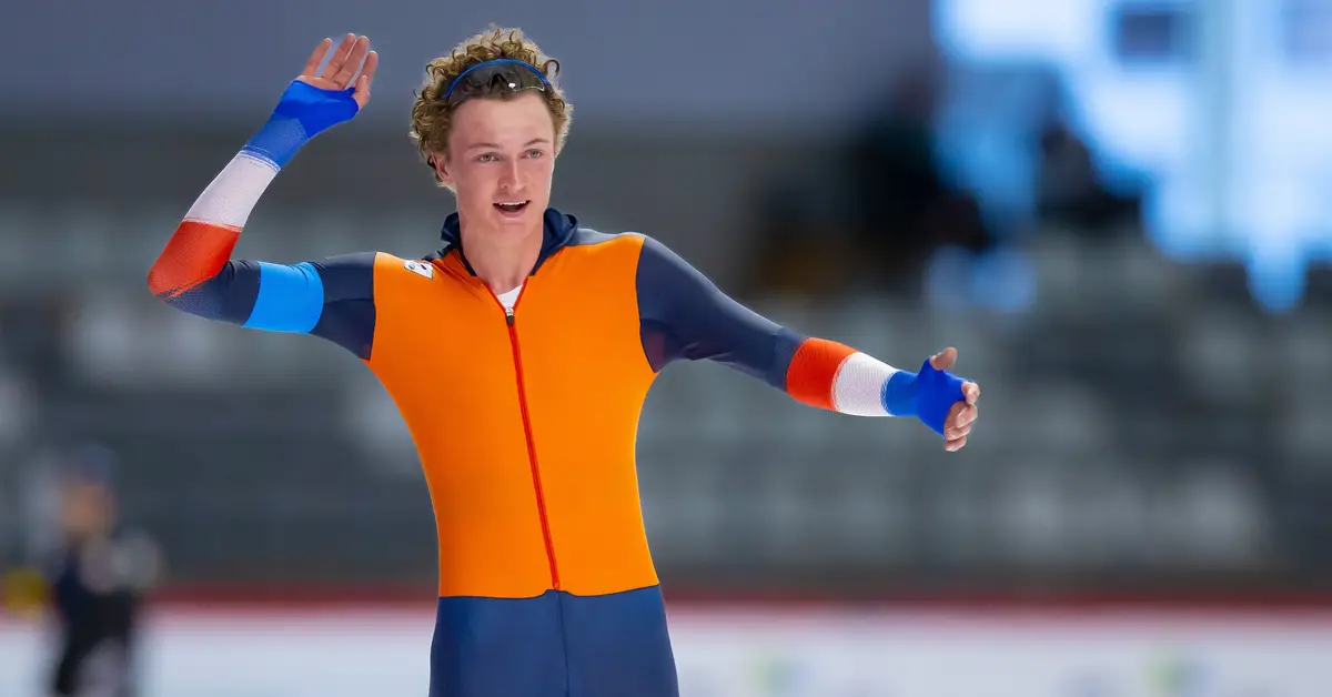 Wiersma Balances Professional Cycling Contract with Promising Speed Skating Career