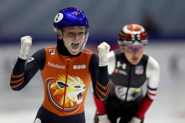 Xandra Velzeboer