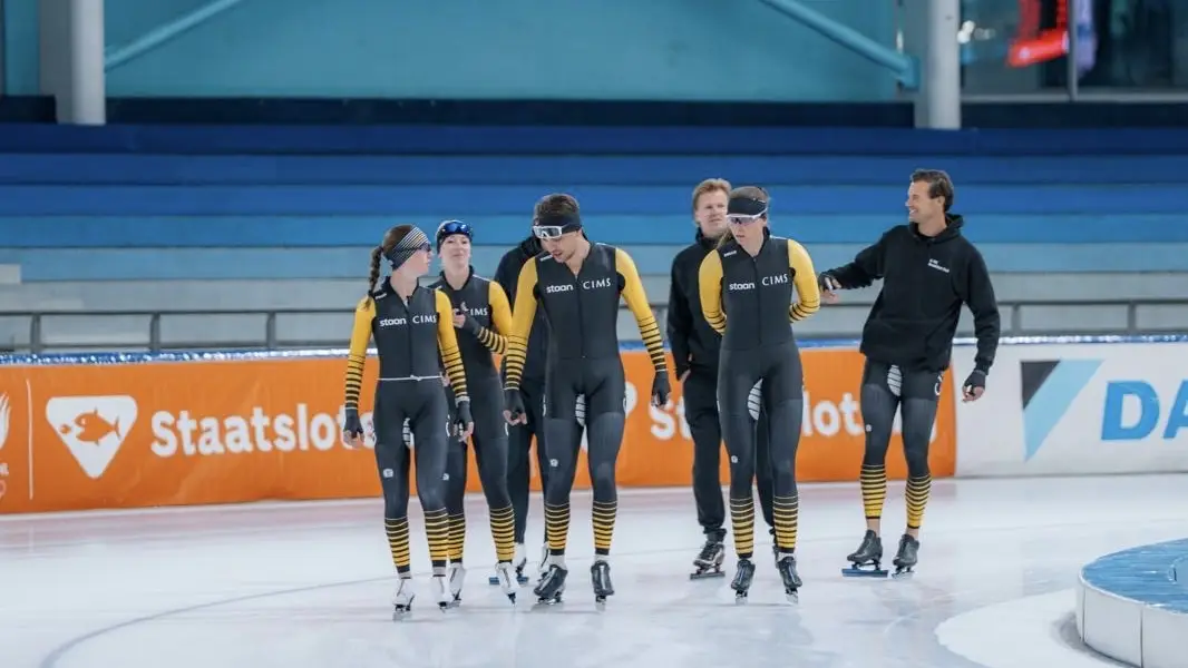 Hein Otterspeer als coach op het ijs