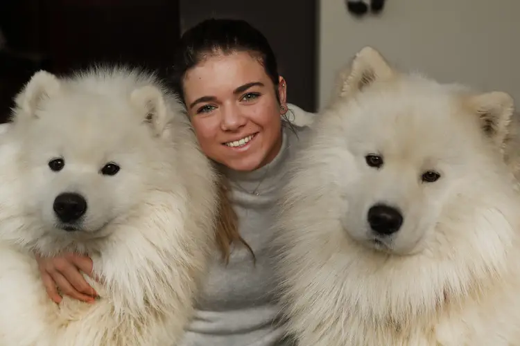 Niki Wories met haar honden