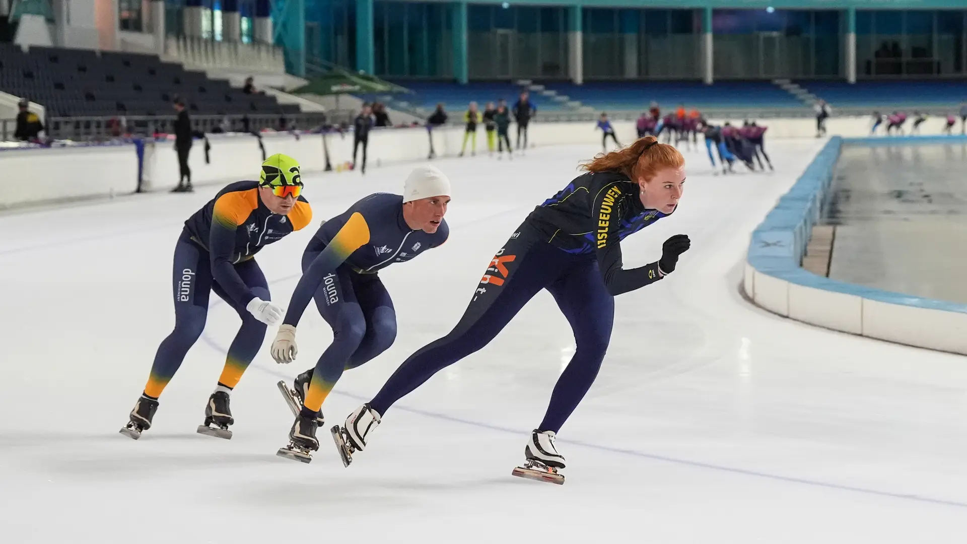 Recreanten schaatsen in Thialf