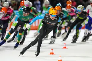 Joram Verkerk van OKAY-Vreugdenhil in het peloton