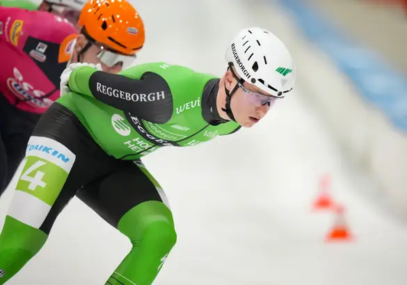 Jorian ten Cate in actie bij de marathon in Leeuwarden