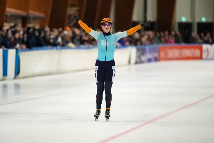 Melissa Mooijman wint de beloftenmarathon in Leeuwarden