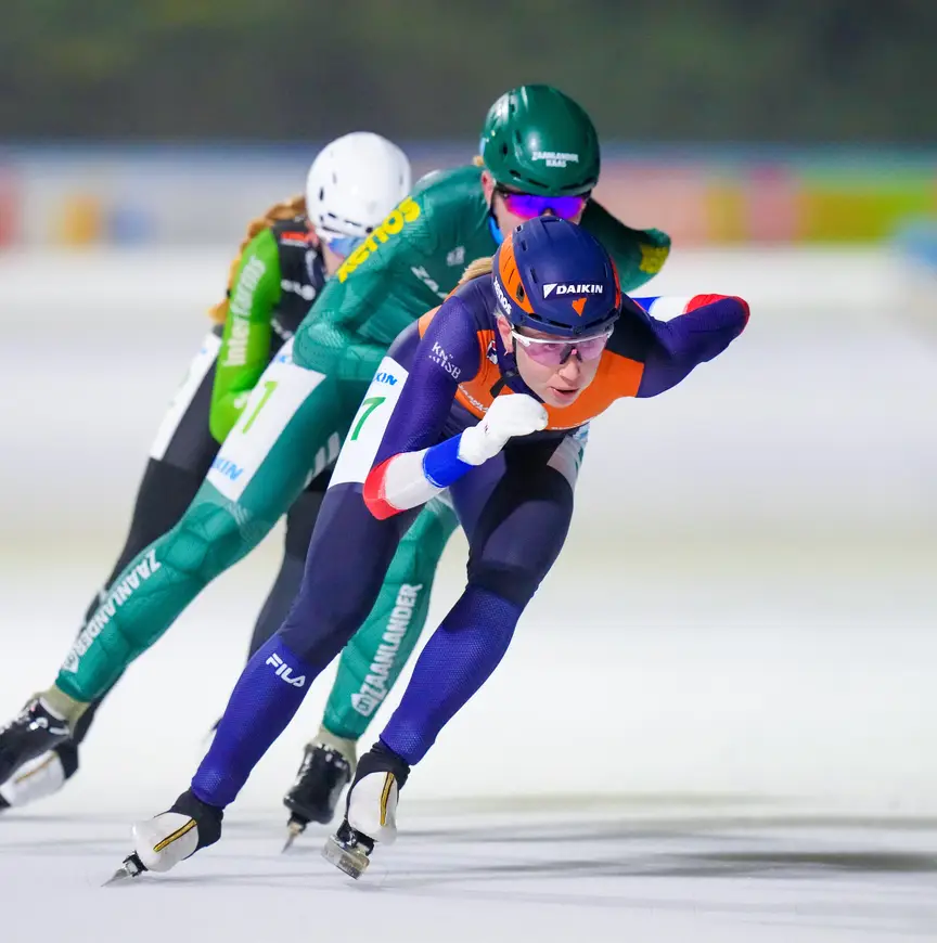 Conijn voert de kopgroep aan voor Maaike Verweij en Kim Talsma.