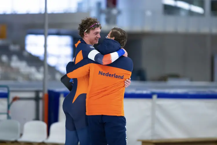 Thijs Wiersma, wereldrecord junioren 3000 meter