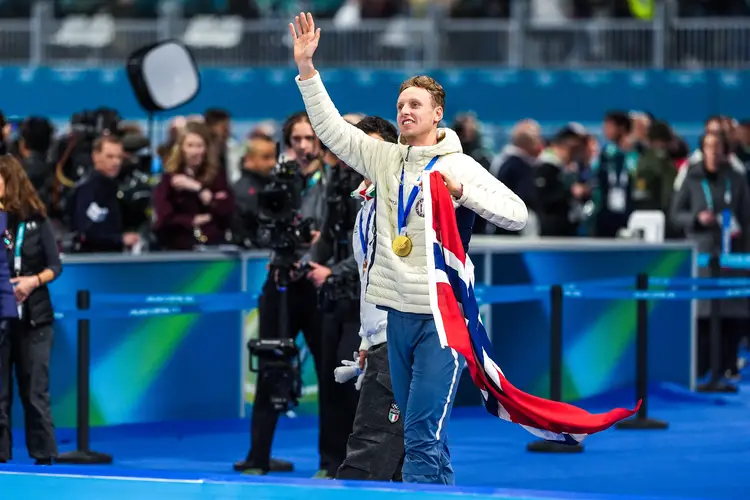 Sander Eitrem olympisch kampioen 5.000 meter
