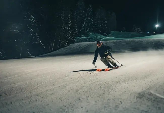 Mark Tuitert skiënd in Davos