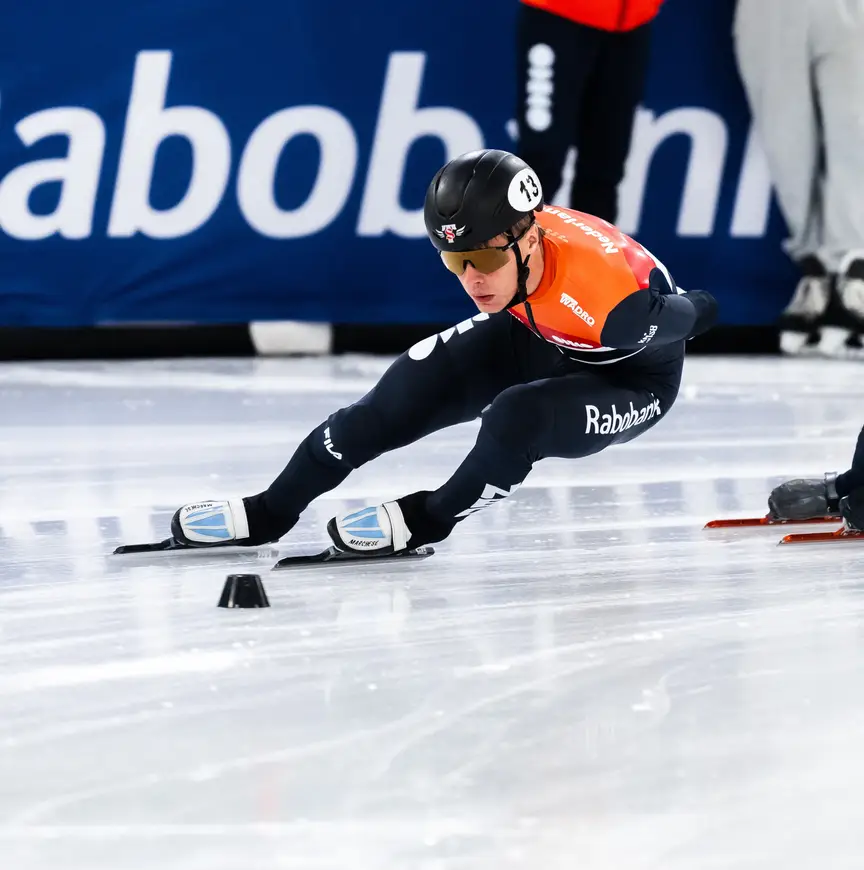 Jens van 't Wout tijdens één van de eerste ijstrainingen van het seizoen