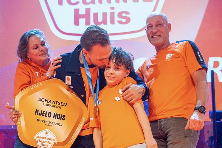 Kjeld, Roland, Brigitta en Jax Nuis