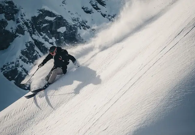 Mark Tuitert skiënd in Davos